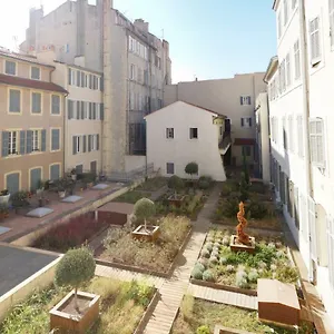 Sunny Vieux Port Marsiglia